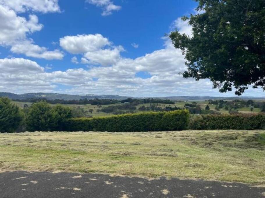 Narre Warren Farm Farm 20 People Villa Belgrave South Exterior photo